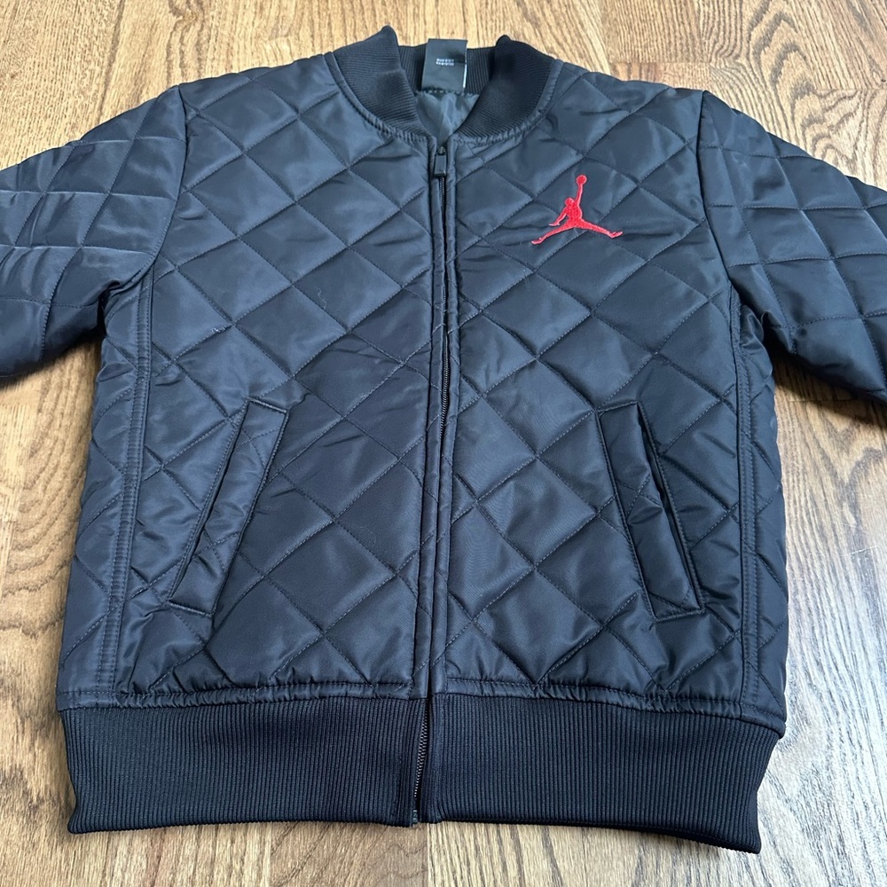 Kids Jordan Black Quilted Jacket Size Medium 10/12 - Picture 2 of 7